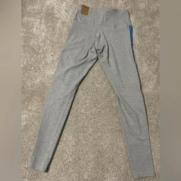 Victorias Secret PINK leggings, New - Picture 2 of 3